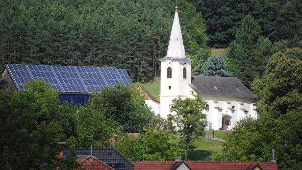 Die denkmalgeschützte Pfarrkirche Unterrabnitz