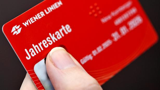 ++ THEMENBILD ++ WIENER LINIEN / JAHRESKARTE / ÖFFI-TICKET ++ THEMENBILD ++ WIENER LINIEN / JAHRESKARTE / ÖFFI-TICKET