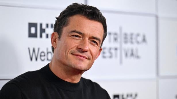 US-ENTERTAINMENT-FILM-STREAMING-AMAZON-DEEP COVER Orlando Bloom lächelnd