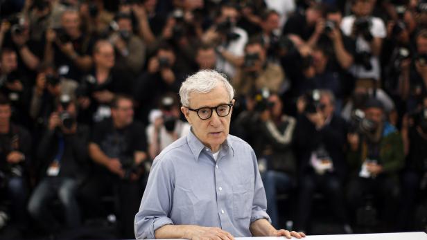 Director Woody Allen poses during a photocall for the film "Cafe Society" out of competition, before the opening of the 69th Cannes Film Festival in Cannes Director Woody Allen poses during a photocall for the film "Cafe Society" out of competition, before the opening of the 69th Cannes Film Festival in Cannes