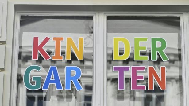 ++ THEMENBILD ++ KINDERGARTEN / KINDERBETREUUNG / BILDUNG Knapp 60.000 Kinder besuchen den Kindergarten