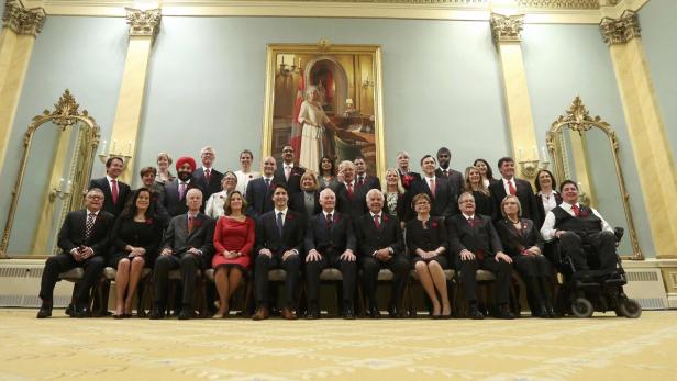 50 Prozent Frauen und 50 Prozent Männer sitzen im Kabinett von Trudeau.