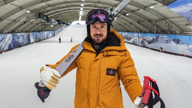 Marcel Hirscher in der Skihalle