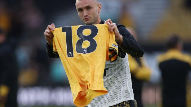 Premier League - Wolverhampton Wanderers v Manchester City