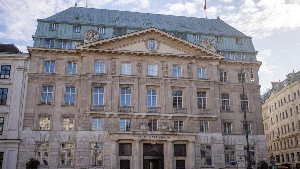 ++ THEMENBILD ++ SIGNA - PRIME STARTET VERKAUF VON LUXUSIMMOBILIEN IN WIEN - PARK HYATT