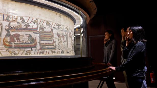 Großer Bahö um den Teppich von Bayeux