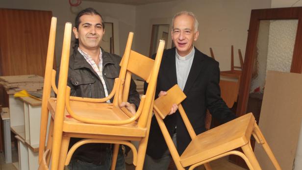 Alte Stühle im neuen Haus: Landau mit einem Magdas-Mitarbeiter