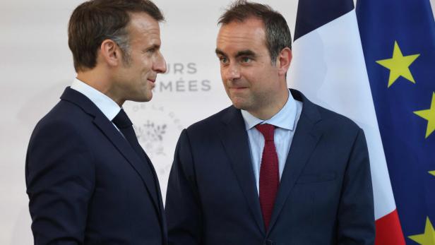 FILES-FRANCE-POLITICS-GOVERNMEN
