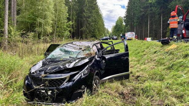 Vier Verletzte bei Autounfall in Gmünd NÖ