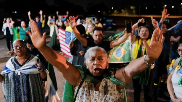 Bolsonaro-Urteil stürzt Brasilien in Jubel und Unbehagen