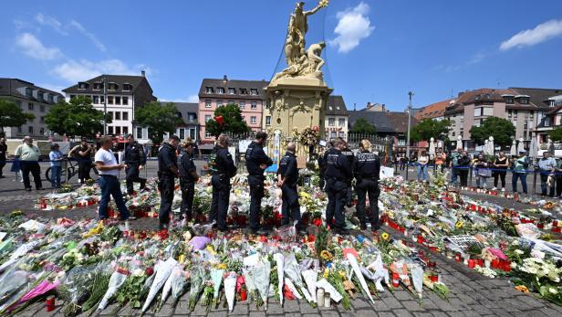 Nach der Messerattacke in Mannheim - Gedenken Nach der Messerattacke in Mannheim - Gedenken