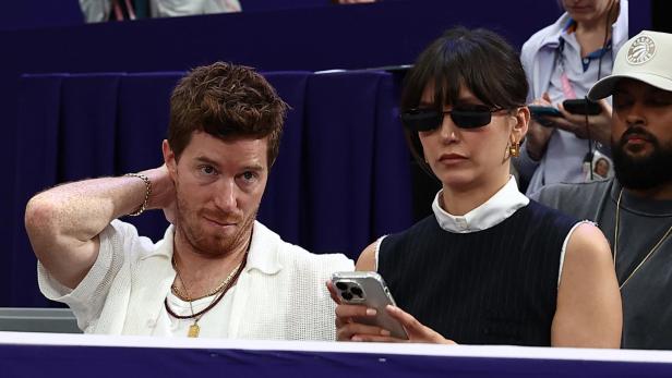 FENCING-OLY-PARIS-2024-VIP In der Krise: Nina Dobrev nach Trennung von Shaun White "am Boden zerstört"