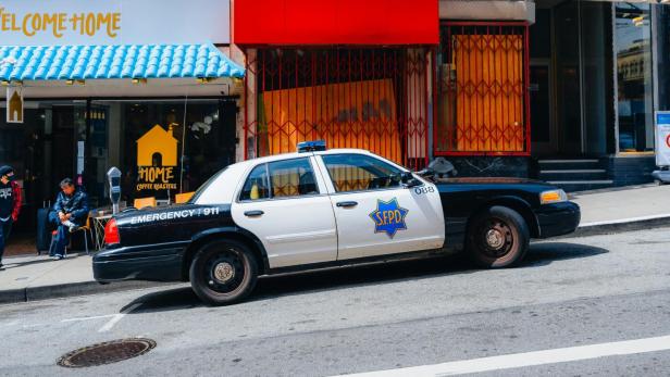 San Francisco: Spitz-Koch wegen Banküberfall festgenommen. San Francisco: Spitz-Koch wegen Banküberfall festgenommen.