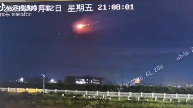 Ein Video zeigt den angeblichen Abschuss eines Meteors