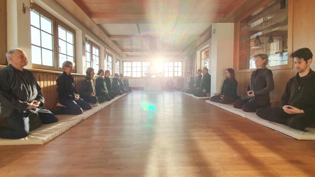 Beim Tag der offenen Tür können Besucher auf der Hohen Wand in die spirituelle Welt des Zen-Buddhismus eintauchen