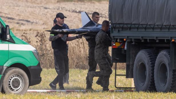 Poland's military and emergency services inspect sites after Russian airspace violation