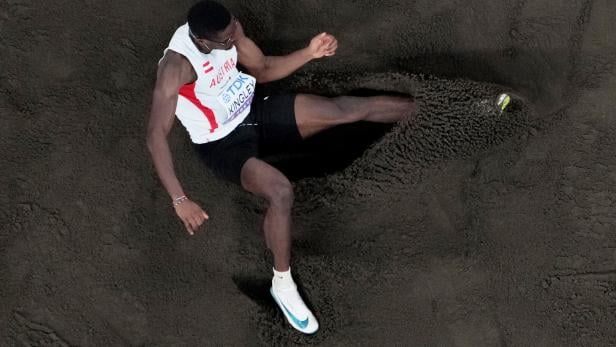 Men's Triple Jump Qualification (Groups A & B combined)