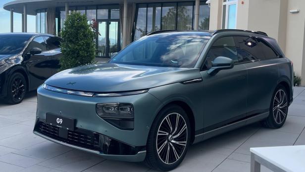 XPeng G9