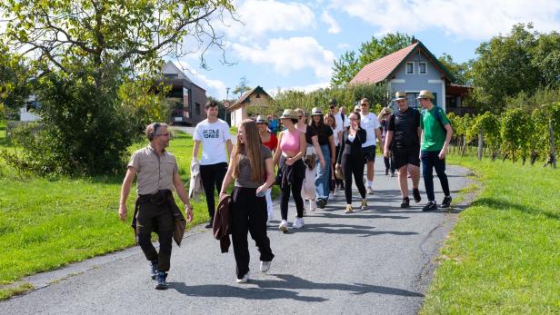 Wandergruppe im Südburgenland