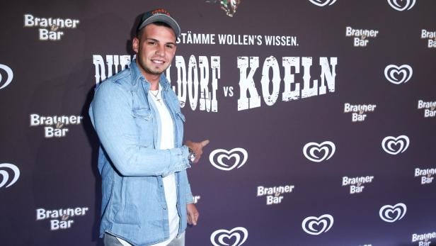 Pietro Lombardi besucht die Comeback-Party des Eises "Brauner Bär" am Gare du Neuss