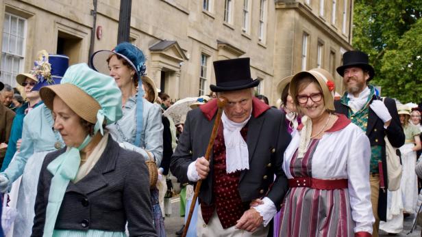 Kostümierte bei der Jane Austen Parade