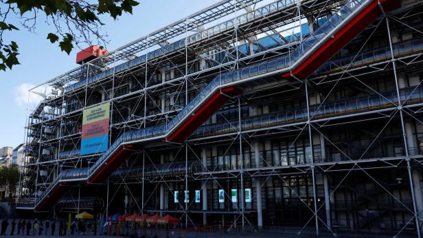 Paris' Centre Pompidou closes for five years of renovation work Paris' Centre Pompidou closes for five years of renovation work
