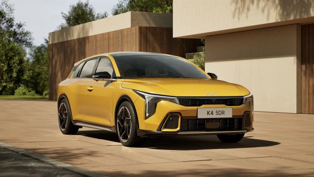 Kia K4 5DR