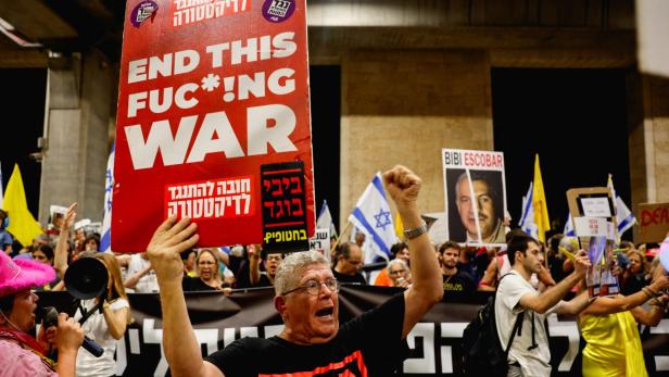 Protestaktion am Ben Gurion International Airport in Israel, 24. September 2025. 
