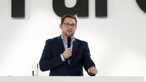 POLITIK: ÖVP OBERÖSTERREICH / 41. ORDENTLICHER LANDESPARTEITAG: HIEGELSBERGER