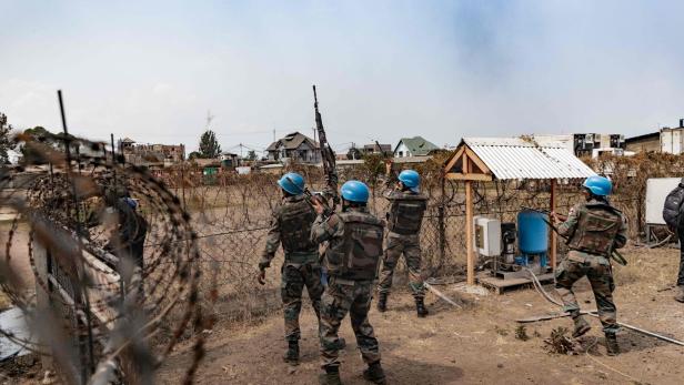 UN-Soldaten der Mission MONUSCO im Kongo: Im Juli 2022 stürmen Demonstranten UN-Lager, werfen der UNO  Untätigkeit vor.   