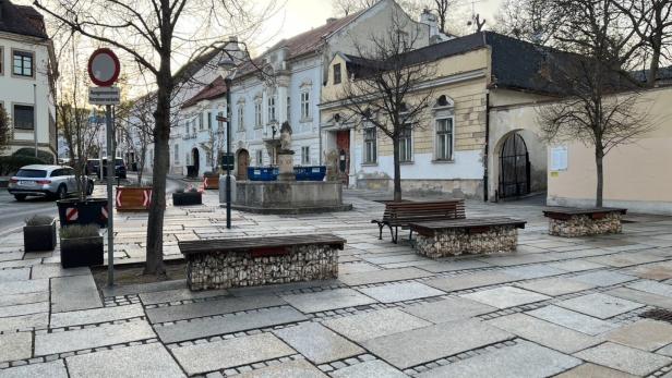 Platz vor der Franziskanerkirche Eisenstadt