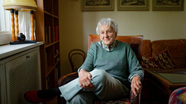 Mordende Frauen sind ihr Spezialgebiet: Ingrid Noll wird 90