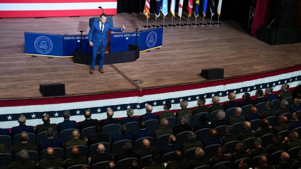 US-MILITARY-DEFENSE-MEETING