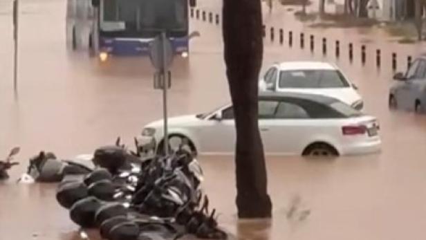 Ibiza wird derzeit von heftigen Unwetter heimgesucht.