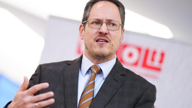 FORTS. KV-VERHANDLUNGEN IM HANDEL (4. RUNDE): TREFELIK