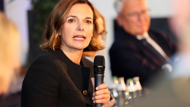 Pamela Rendi-Wagner ECDC European Health Forum Gastein