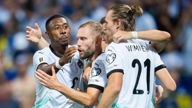 Patrick Wimmer (re.) mit David Alaba und Konrad Laimer