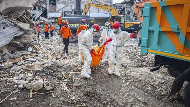 Dozens of students dead, missing after Islamic school collapse in Sidoarjo