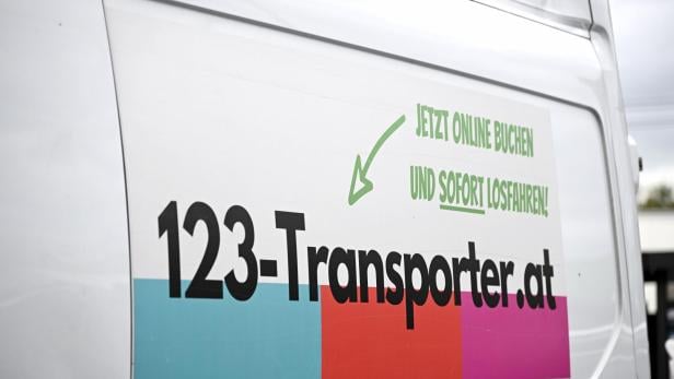 ++ THEMENBILD ++ 123-TRANSPORTER MELDETE INSOLVENZ AN Millionenpleite 123-Transporter: Gericht schließt Autovermietung