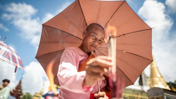TOPSHOT-MYANMAR-CULTURE-FESTIVAL