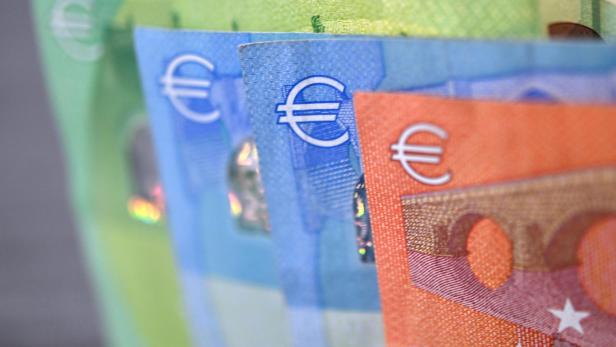 Hält das Budget? Bund voll im Soll, Wien als Sorgenkind