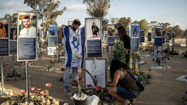 TOPSHOT-ISRAEL-PALESTINIAN-CONFLICT-GAZA-ANNIVERSARY