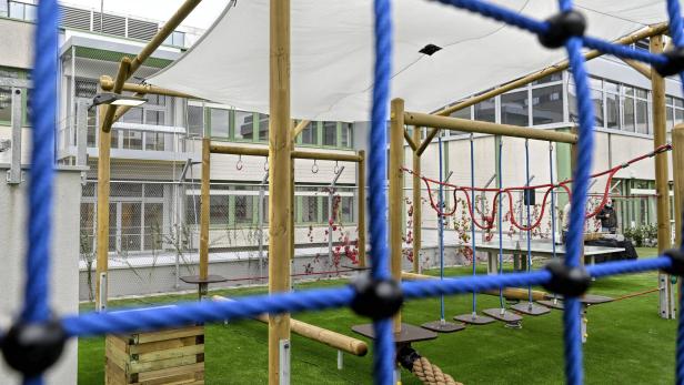 Fallen hier Kinder durchs Betreuungsnetz? Bild vom Außenbereich der Kinder- und Jugendpsychiatrie am Wiener AKH. 