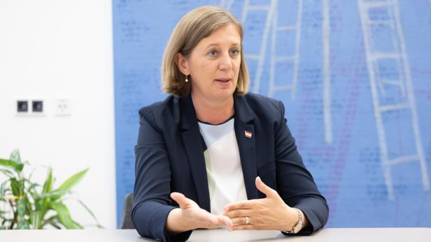 Barbara Eibinger-Miedl