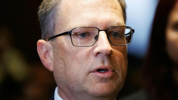 BEGINN DES PROZESSES GEGEN ÖVP-KLUBOBMANN WÖGINGER UND ZWEI BEAMTE WEGEN AMTSMISSBRAUCHS BEI POSTENBESETZUNG: WÖGINGER