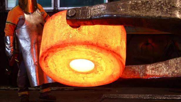 Steel workers at Dirostahl in Remscheid