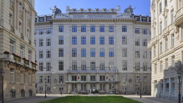 Österreichische Postsparkasse am Georg-Coch-Platz