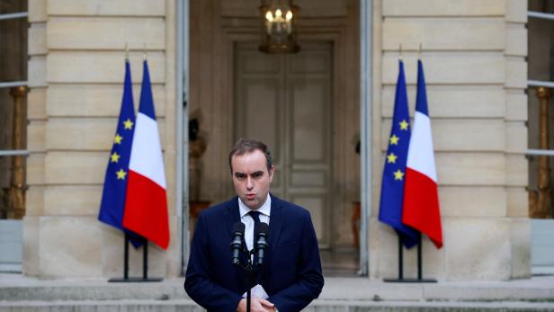 France's outgoing PM Lecornu delivers address following resignation