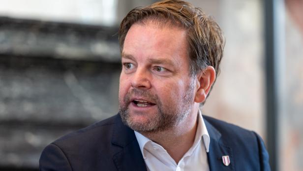 SITZUNG TIROLER LANDTAG: FRAGESTUNDE : ABWERZGER