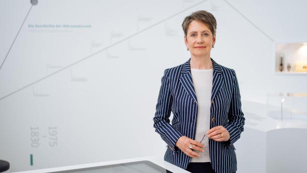 Infineon-Österreich-Chefin Sabine Herlitschka, Porträt